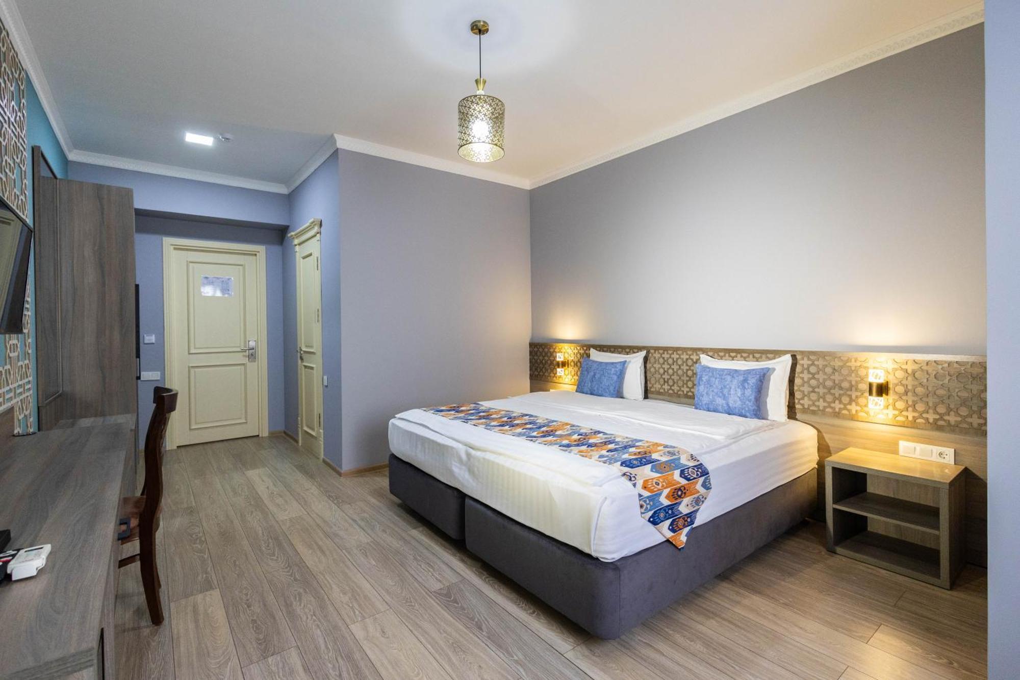 Khan Hotel Samarkand Exterior photo